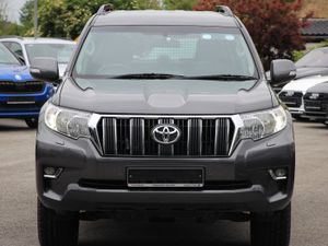 Landcruiser LWB * Auto * Low KMS - Image 2