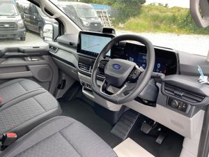 Ford Transit Custom 2.0 TDCI SWB Limited 170 BHP A - Image 4