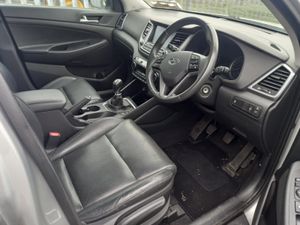 2016 Hyundai Tucson - Image 4