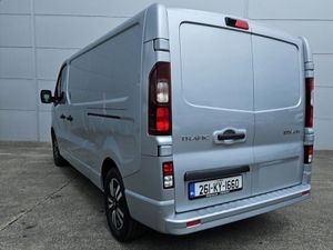 Renault Trafic TRAFIC LL30 BLUE DCI 170 EXTRA - Image 3