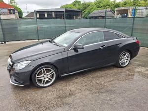 132 Mercedes E-Class  E220 AMG Sport  Automatic - Image 4