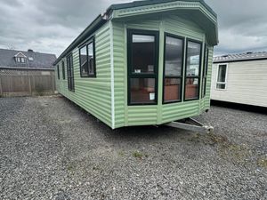 THIS HOME IS SPOTLESS AND ONE OTOUR BEST SELLERS - Image 2