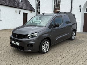 2021 Peugeot Partner Professional Plus NO VAT! - Image 3