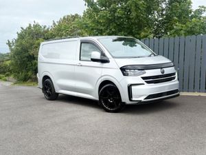 Volkswagen Transporter T28 COMMERCIAL TDI P/V PLUS - Image 3