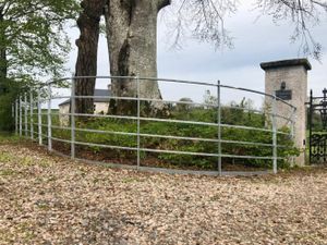 5 Bar Estate Fencing - Image 3