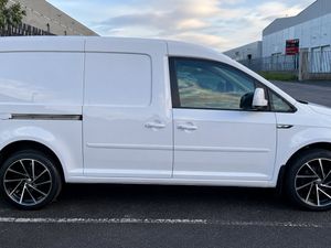 2019 Volkswagen Caddy 102Bhp Maxi - Image 4