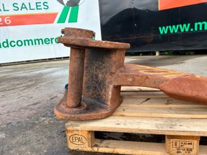 Heavy gauge ripper tooth....80mm pins.....1424t. - Image 4