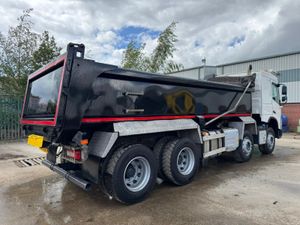 2021 Volvo FMX420 8x4 Steel Tipper - Image 3