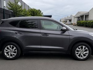2020 Hyundai Tucson Commercial - Image 3