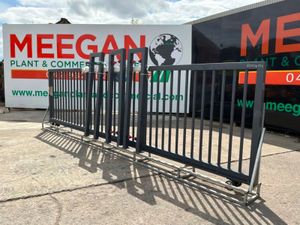 Unused 20ft remote control sliding entrance gate.. - Image 2
