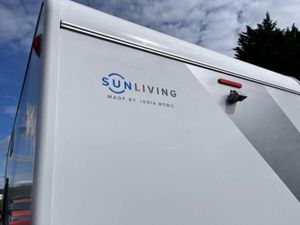 2021 Sun Living S70DF - Image 4