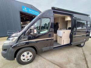 2021 Auto-Trail Expedition 67 - Image 3