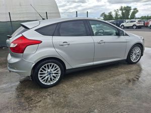 132 Ford Focus  Zetec  Drive Home - Image 3