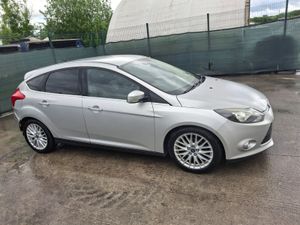 132 Ford Focus  Zetec  Drive Home - Image 2