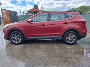 2017 Hyundai Santa Fe  7 seater  Comfort  2.2 Dies - Image 3