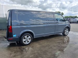 2018 Volkswagen Transporter  T6  150bhp - Image 4