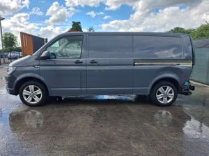 2018 Volkswagen Transporter  T6  150bhp - Image 4