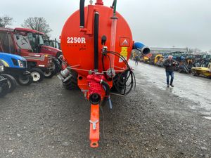 New Abbey Premium Plus 2250 Slurry Tank - Image 3