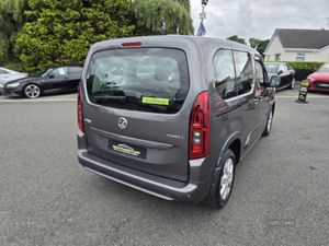 Vauxhall Combo LIFE Energy - Image 4