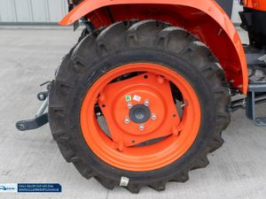 Kubota EK1-261 Compact Tractor - Image 4