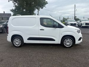 Vauxhall Combo Sport - Image 4