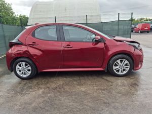 212 Toyota Yaris  1.0 Luna  35km.. - Image 4