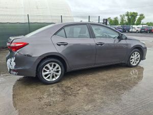132 Toyota Corolla  1.4 Diesel.Drive away - Image 3