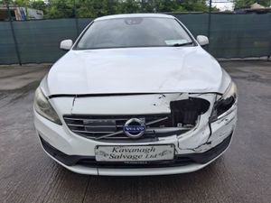 2017 Volvo V60  2.0 Diesel  Automatic - Image 4
