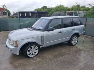 2009 Range Rover Vogue  TDv8  3.7  Automatic - Image 4