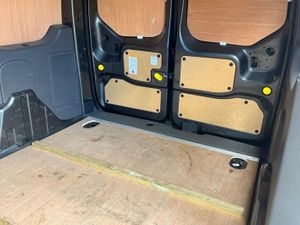Ford Transit Connect 1.5 240 EcoBlue Limited Panel - Image 4