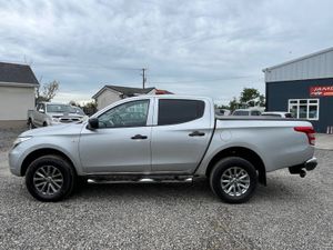 2017 MITSUBISHI L200 2.4 MANUAL *NO VAT* - Image 4
