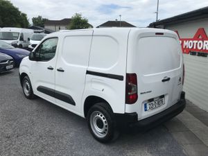 2022 Citroen Berlingo Turbo Diesel - Image 3