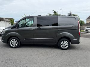 STUNNING TOP OF THE RANGE 2021 CREW CAB CUSTOM - Image 4
