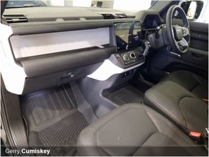 Land Rover Defender 110  3.0D  D250 X-Dynamic SE - Image 2