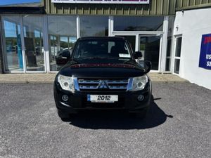 Mitsubish Pajero  2012 Automatic - Image 3