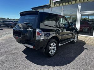Mitsubish Pajero  2012 Automatic - Image 4