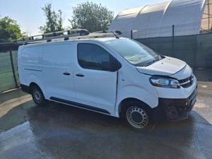 221 Opel Vivaro  1.5 Diesel - Image 2
