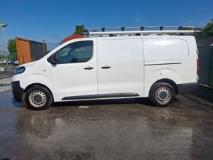 221 Opel Vivaro  1.5 Diesel - Image 4