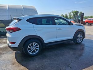 2016 Hyundai Tucson    1.7 Diesel - Image 4