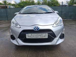 2016 Toyota Aqua  1.5 Hybrid  Petrol  Automatic - Image 3