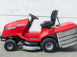 Honda HF 2417 Lawnmower - Image 3