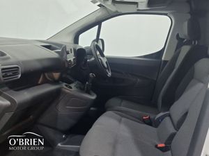 Opel Combo COMBO MY21-L1H1-1.5 75BHP -DSL-5 - Image 4