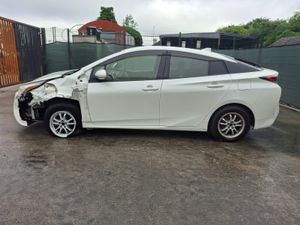 172 Toyota Prius hybrid - Image 2
