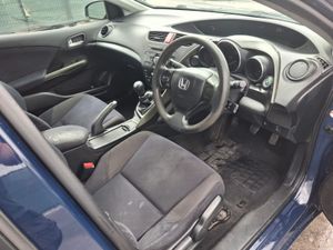 132 Honda Civic  Drive Home - Image 3