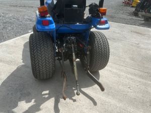 New Holland TC21 Compact Tractor - Image 3