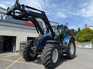 New Valtra N175 Active with G5s Loader - Image 4