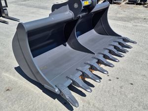 20t 80mm pins Ditching Buckets With Teeth - Image 4