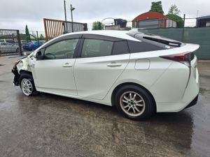 172 Toyota Prius Hybrid - Image 4
