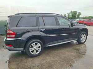 2008 Mercedes GL 320 3.0 Diesel  7 seater  Automat - Image 3