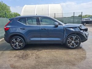 221 Volvo XC40  Phev T4 Inscription 1.5 Hybrid - Image 2